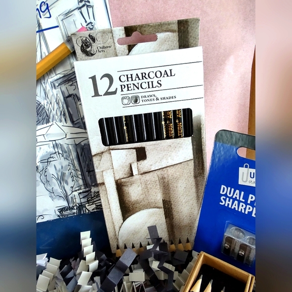 Sketch box gift set for beginner artists - Picture 3 of 9